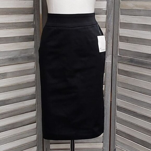 Pencil Skirt | 89th & Madison | 0 - Picture 1 of 14